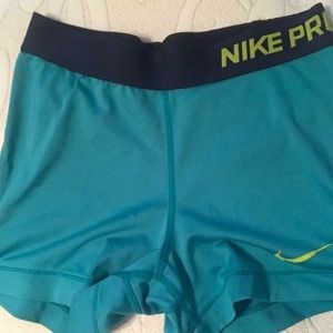 Nike pros